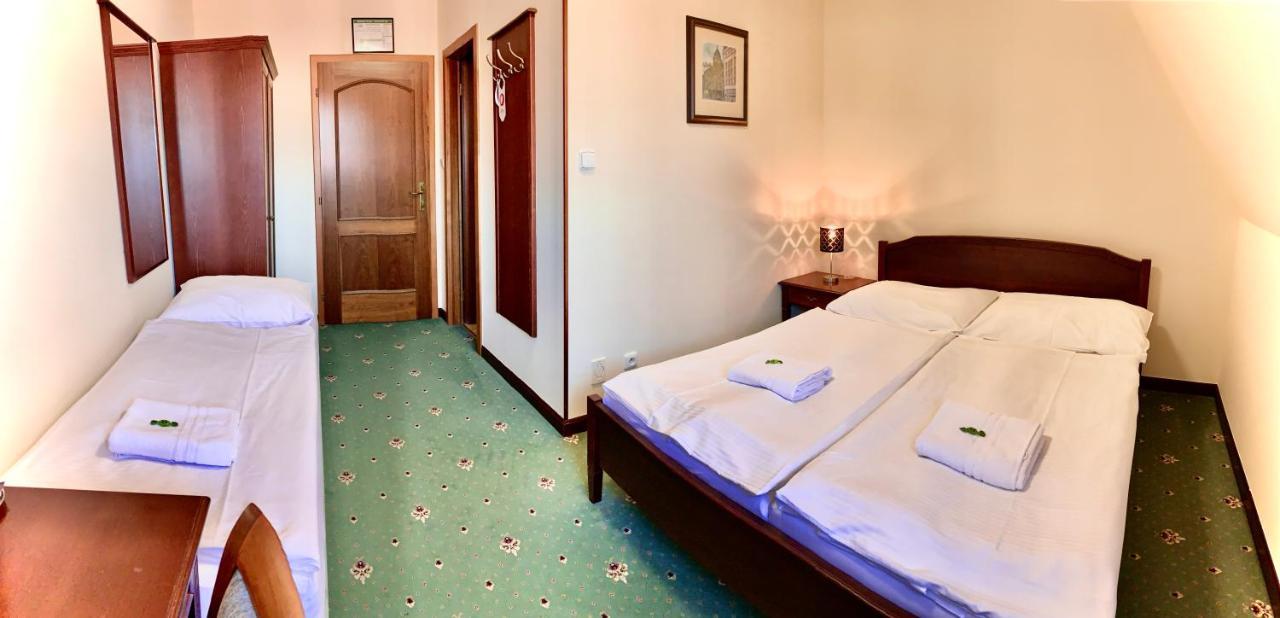 Hotel Buchlovice Luaran gambar