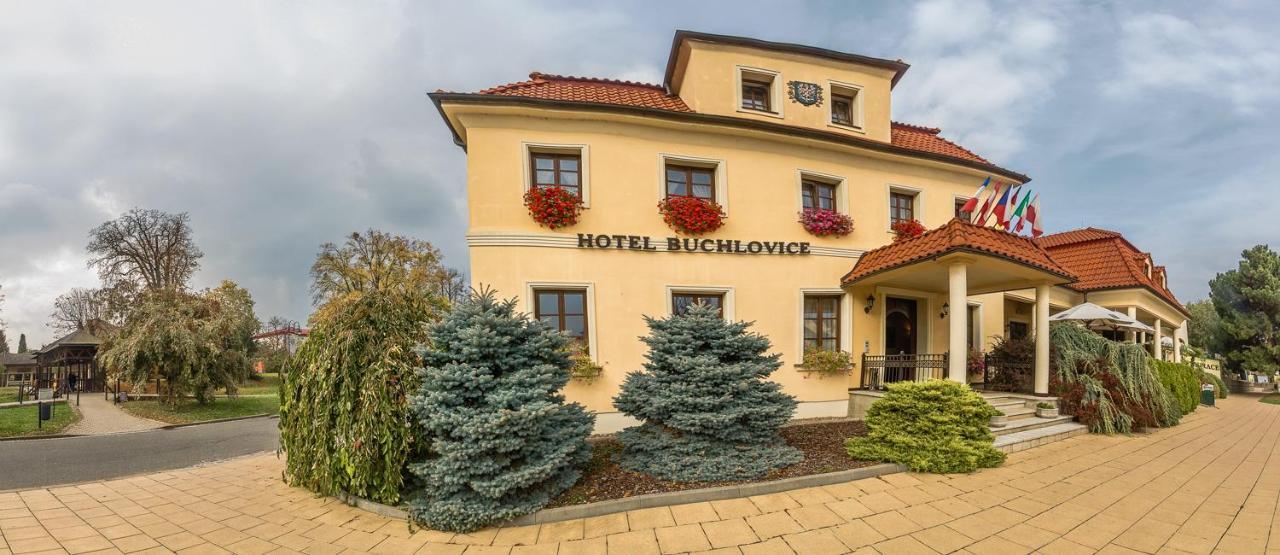Hotel Buchlovice Luaran gambar